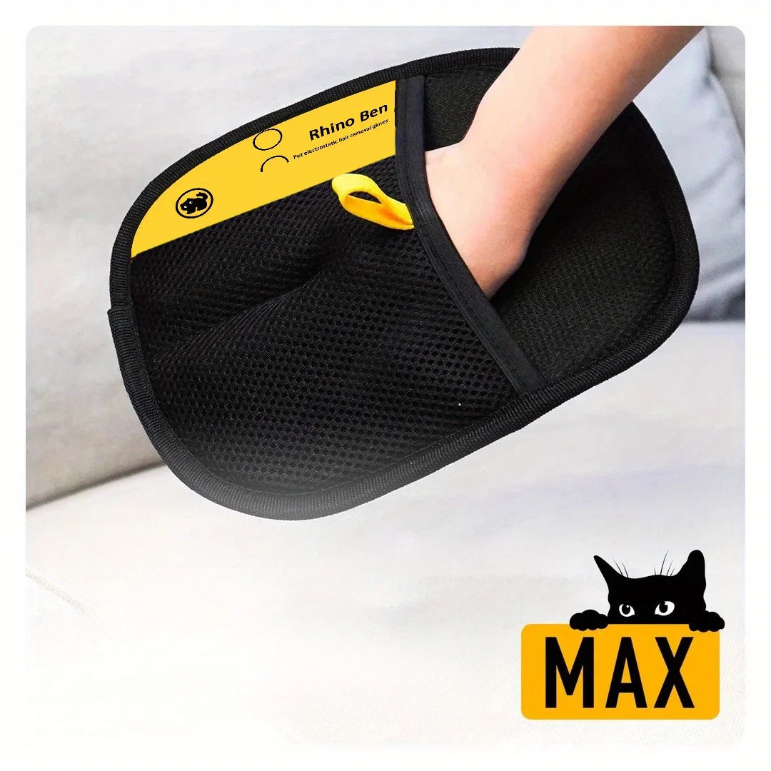 Pet Hair Removal Gloves – Double-Sided Cat — in-use context for cats